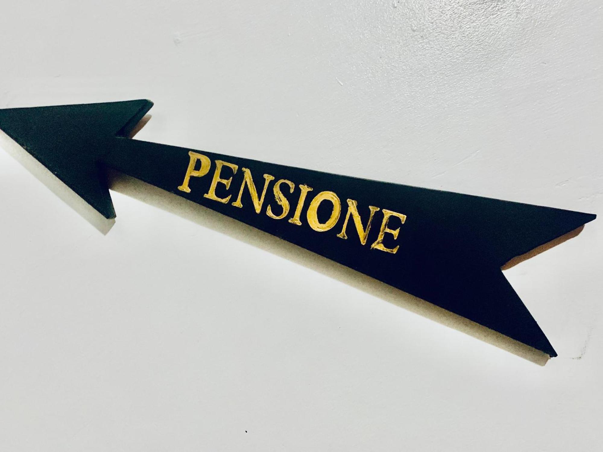 Pensione Popolo Montreal Exterior foto