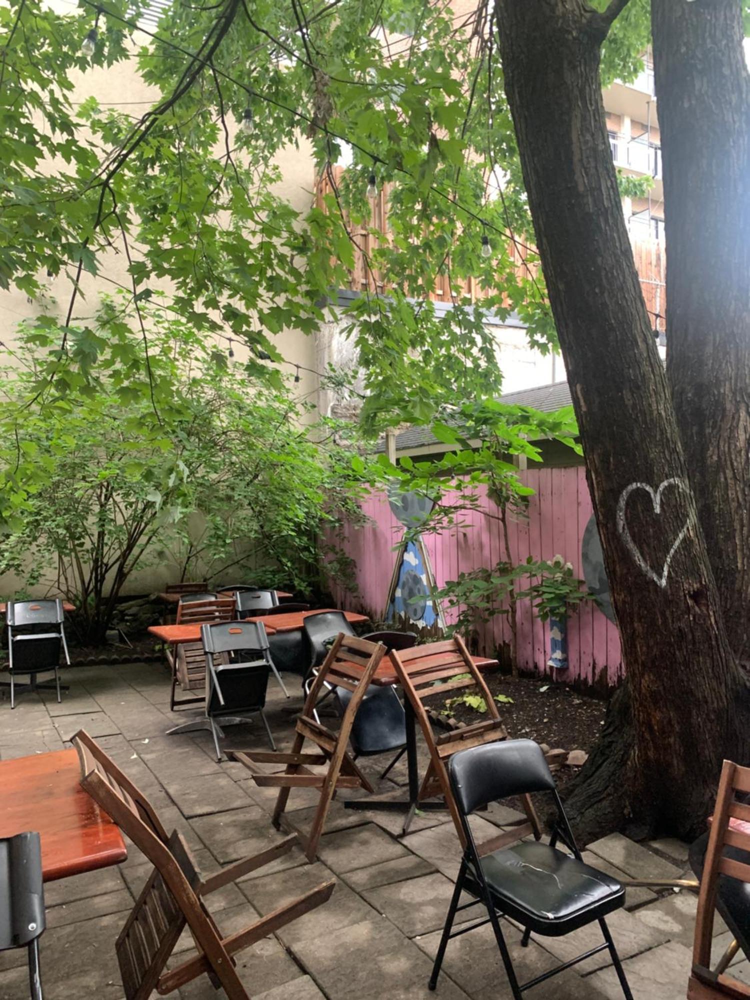 Pensione Popolo Montreal Exterior foto